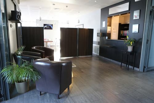 Adonis Paris Sud, Reception