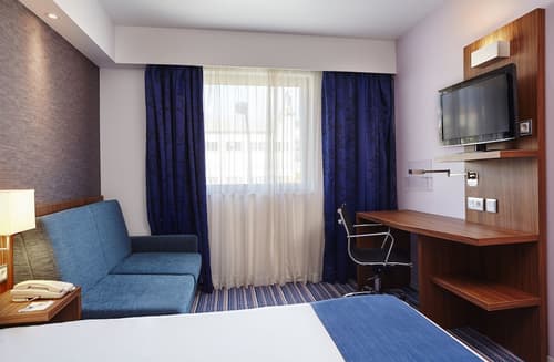 Holiday Inn Express Lisbon - Alfragide by IHG, Room