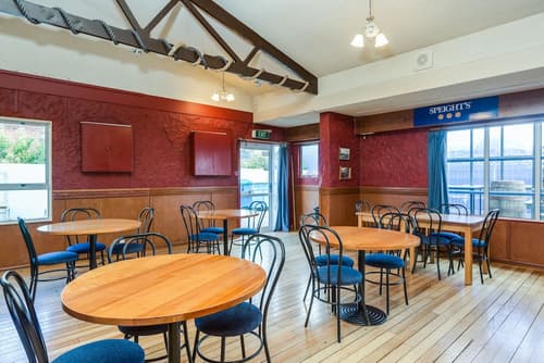 Ocean Beach Hotel, Dining