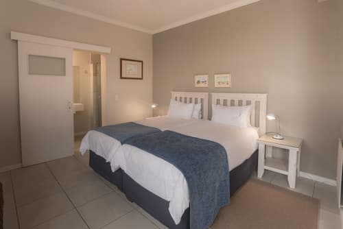 Cornerstone Guesthouse, Room