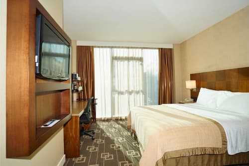 Wyndham Garden Chinatown