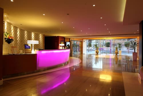 Novotel Suites Riyadh Olaya, Interior entrance