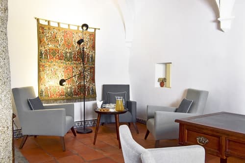 Noble House Essence Évora - by Unlock Hotels, Lobby sitting area