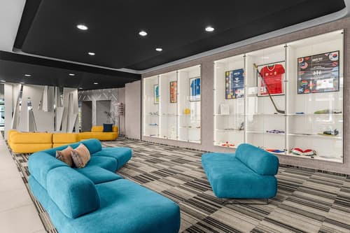 Park Inn by Radisson Budapest, Lobby