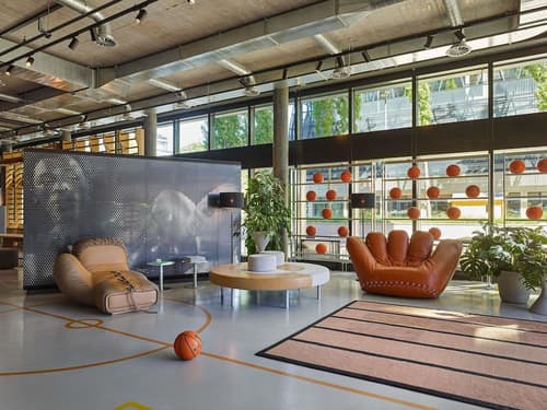 25hours Hotel Zurich West, Lobby sitting area