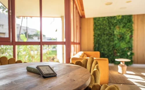 Ona Alborada Apartamentos, Reception