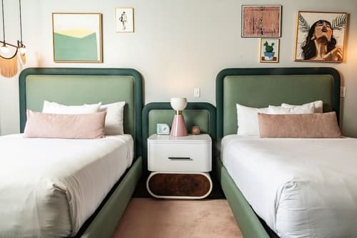 Canvas Hotel Dallas