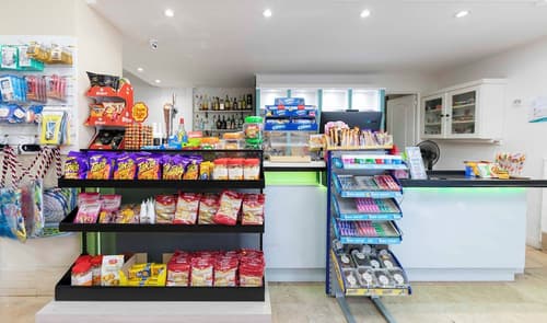 Ona Palm Beach, Dining