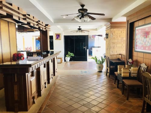 Jiraporn Hill Resort, Reception