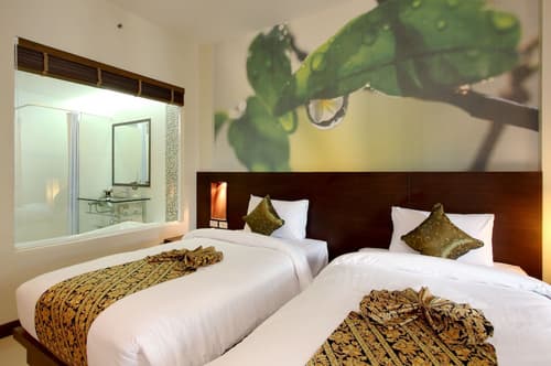 A2 Pool Resort, Room