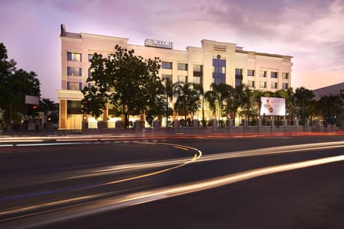 Accord Puducherry, Primary image