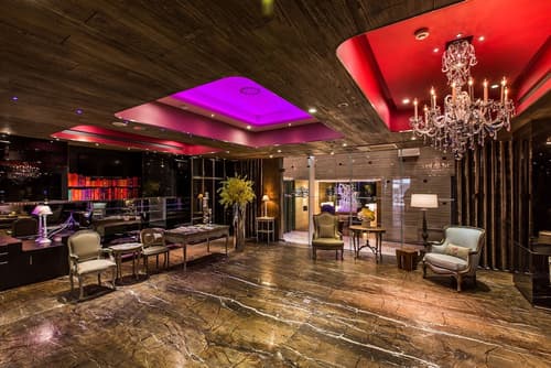 Inhouse Hotel, Lobby