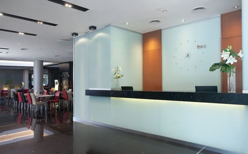 Two Hotel Buenos Aires, Reception