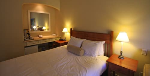 Pinnacle Lodge, Room