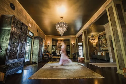 Lumeria Maui Educational Retreat Center, Lobby