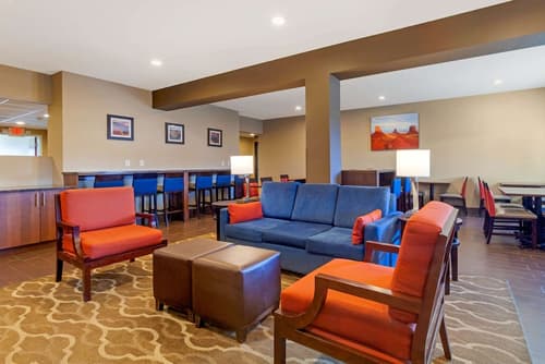 Comfort Inn & Suites Page at Lake Powell, Lobby