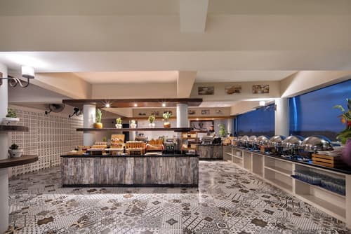 The Akmani Legian, Breakfast buffet