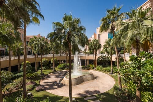 Al Mashreq Boutique Hotel, Property grounds