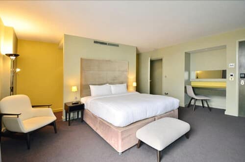 Axiom Park Hotel, Room