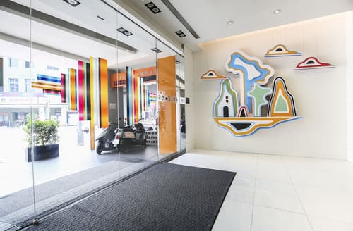 Cityinn Hotel Plus - Taichung Station Branch, Interior entrance