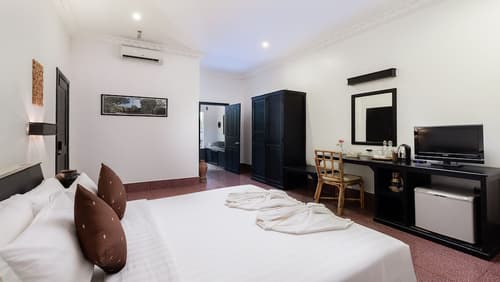 The Oasis Harbor, Room