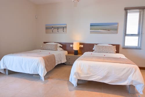 Bon Azur Beachfront Suites & Penthouses with LOV, Room