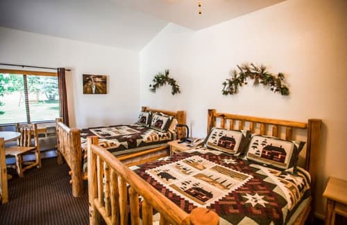 Bryce Country Cabins, Room