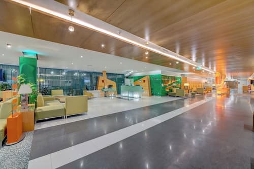 Al Khoory Executive Hotel, Lobby