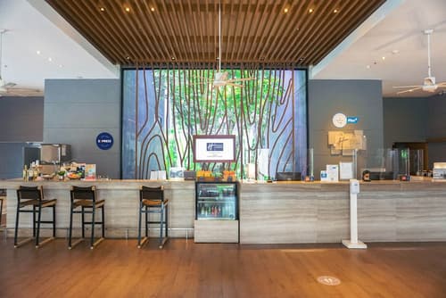 Holiday Inn Express Phuket Patong Beach Central by IHG, Reception