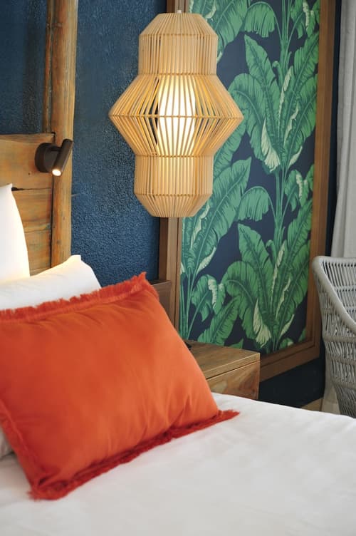 Constance Tekoma. Rodrigues, Room