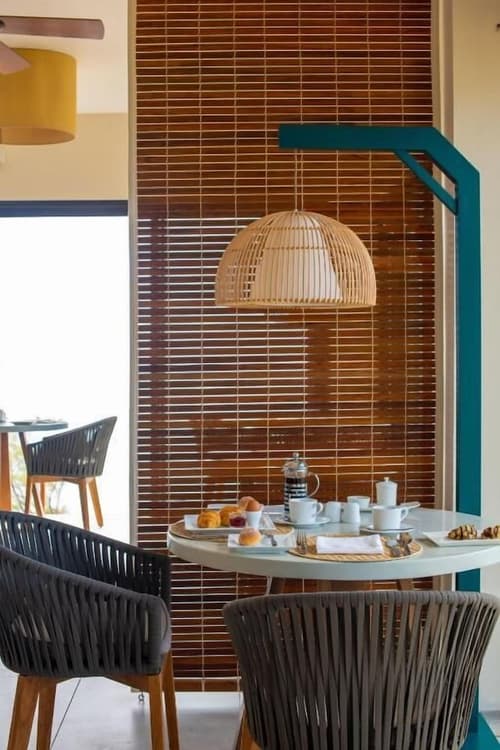 Constance Tekoma. Rodrigues