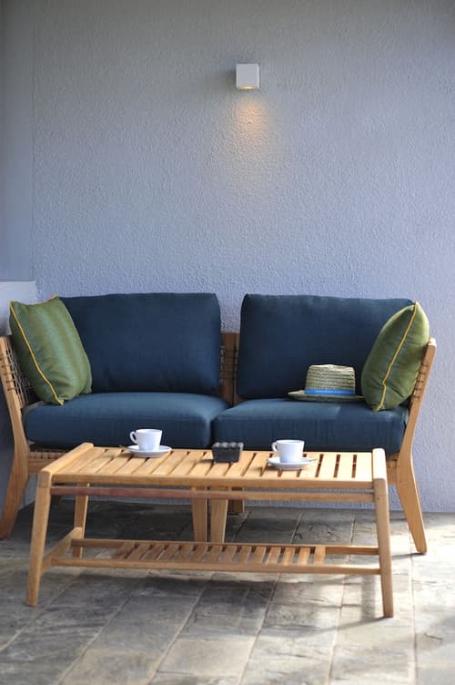 Constance Tekoma. Rodrigues, Room