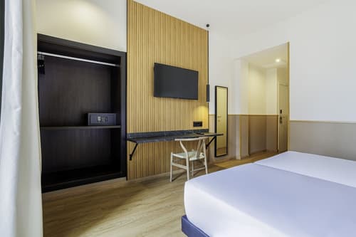 Hotel Acta Madfor, Room