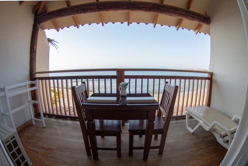 Don Giovanni Máncora, Room