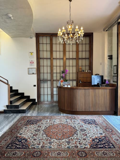 Hotel La Fontana, Reception