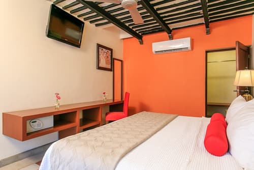 Art 57 Hotel - Adults Only, Room