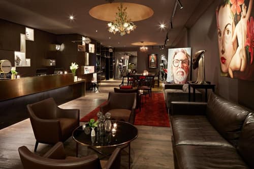 Museum Apartment Hotel, Independent Collection by EVT, Reception