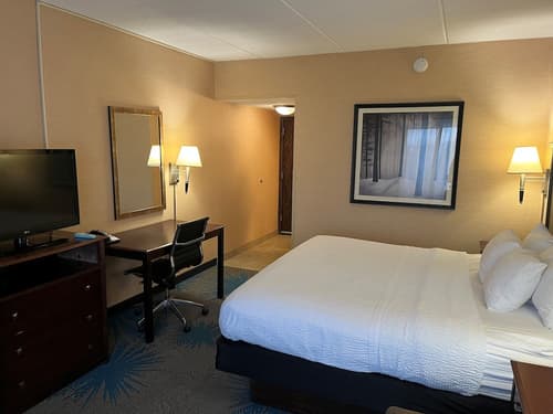 Days Inn by Wyndham Duluth Lakewalk