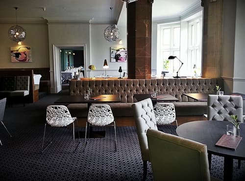 The Alverton, Lobby lounge