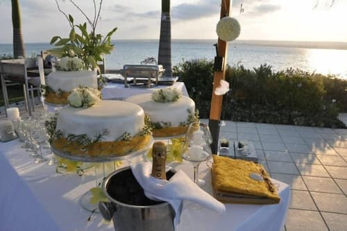 Casa do Capitao, Food and drink