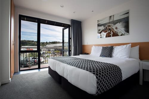 Harbourside Lodge, Room