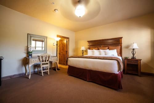 Cable Mountain Lodge, Room