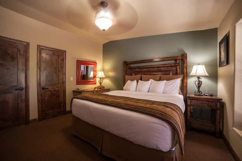 Cable Mountain Lodge, Room