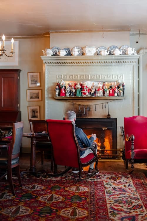 The Red Lion Inn, Lobby sitting area