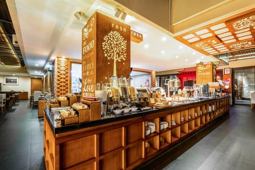 VOUK Hotel & Suites, Breakfast buffet