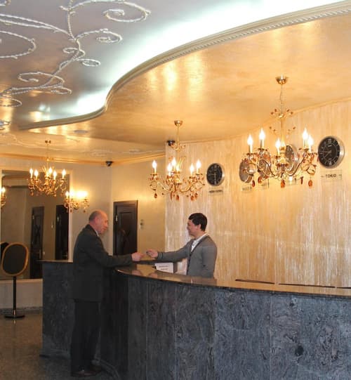 Royal Palace Hotel, Lobby