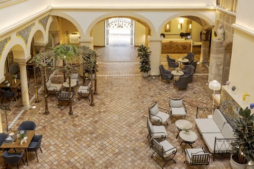 Hotel ILUNION Mérida Palace, Lobby