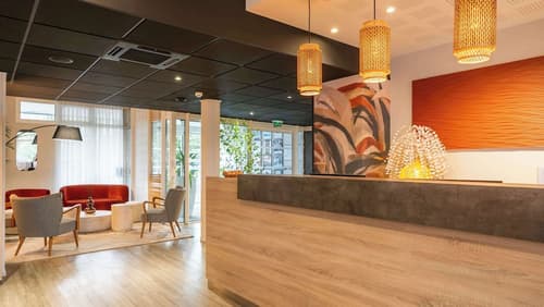 Kyriad Prestige Vannes Centre - Palais Des Arts, Reception