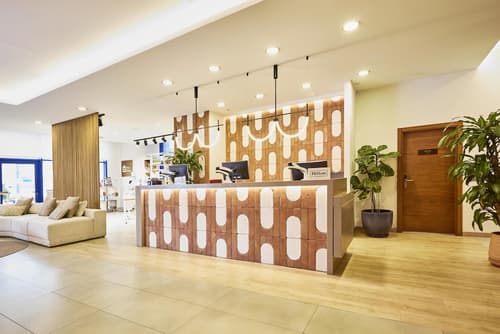 Hilton Garden Inn Sevilla, Reception