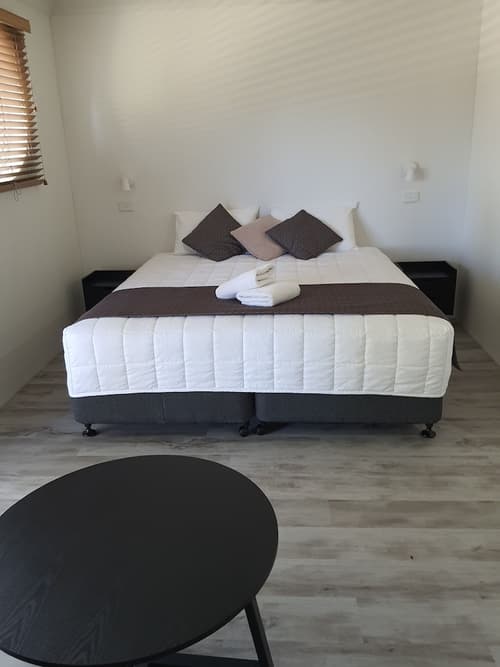 Aston Hill Motor Lodge, Room